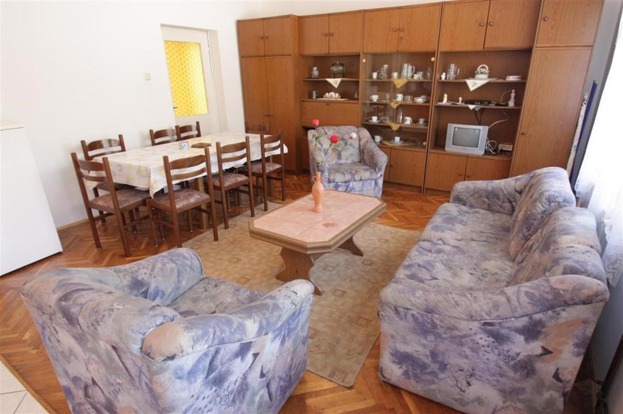 Four-Bedroom Apartment In Crikvenica II Bagian luar foto