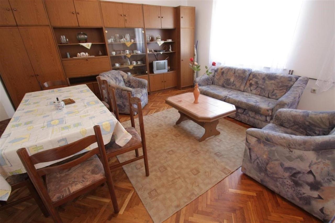 Four-Bedroom Apartment In Crikvenica II Bagian luar foto
