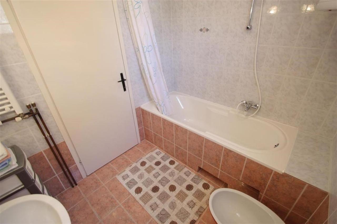 Four-Bedroom Apartment In Crikvenica II Bagian luar foto