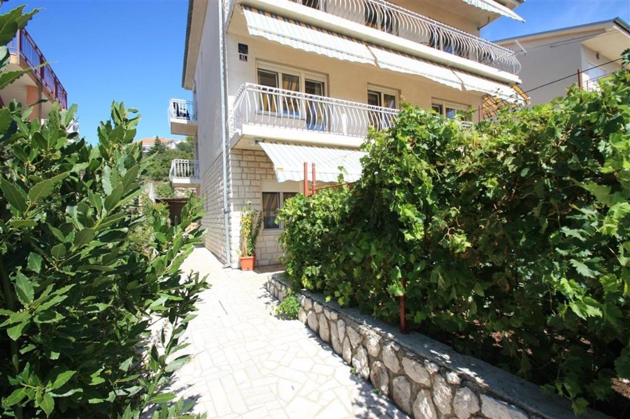 Four-Bedroom Apartment In Crikvenica II Bagian luar foto