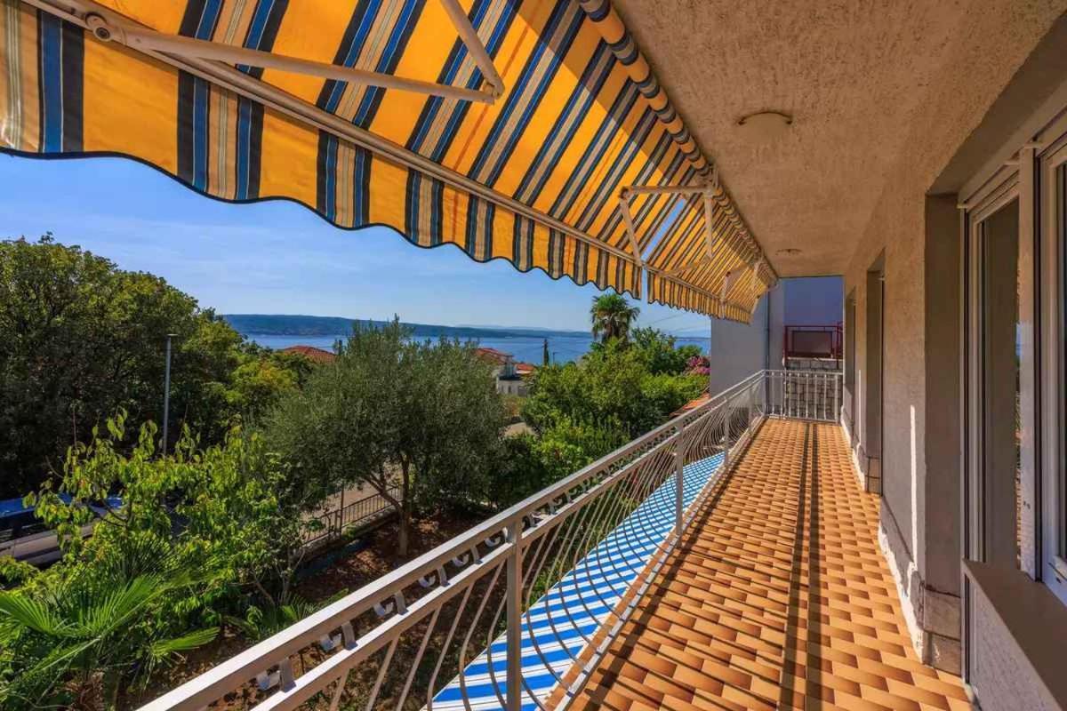Four-Bedroom Apartment In Crikvenica II Bagian luar foto