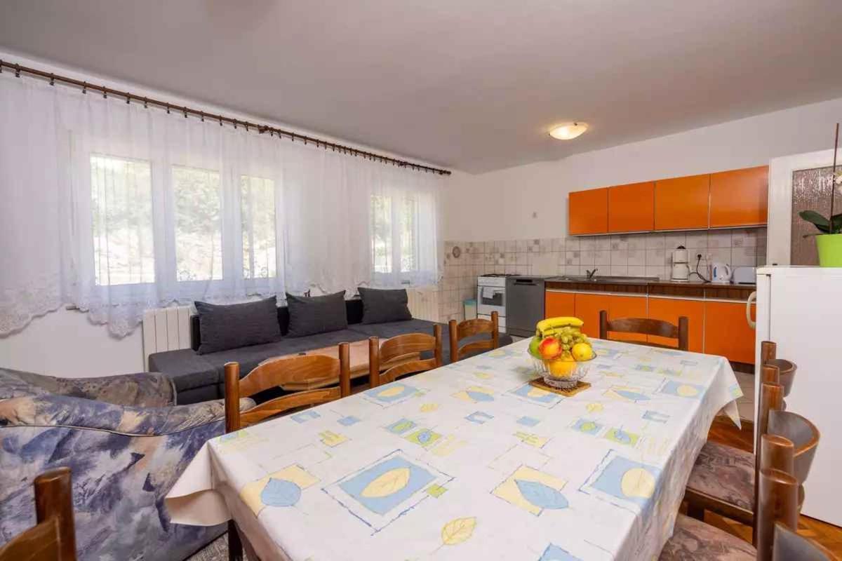 Four-Bedroom Apartment In Crikvenica II Bagian luar foto