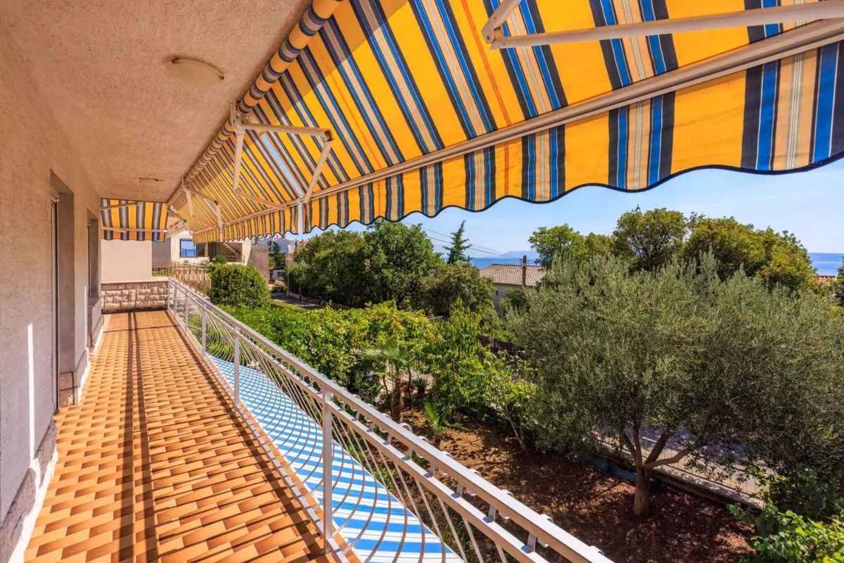 Four-Bedroom Apartment In Crikvenica II Bagian luar foto