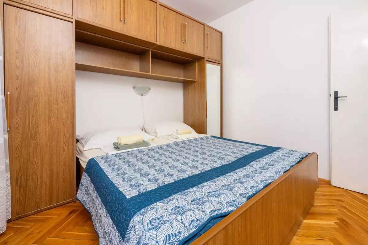 Four-Bedroom Apartment In Crikvenica II Bagian luar foto