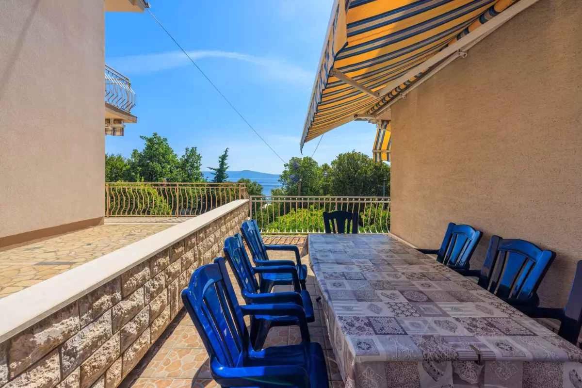 Four-Bedroom Apartment In Crikvenica II Bagian luar foto