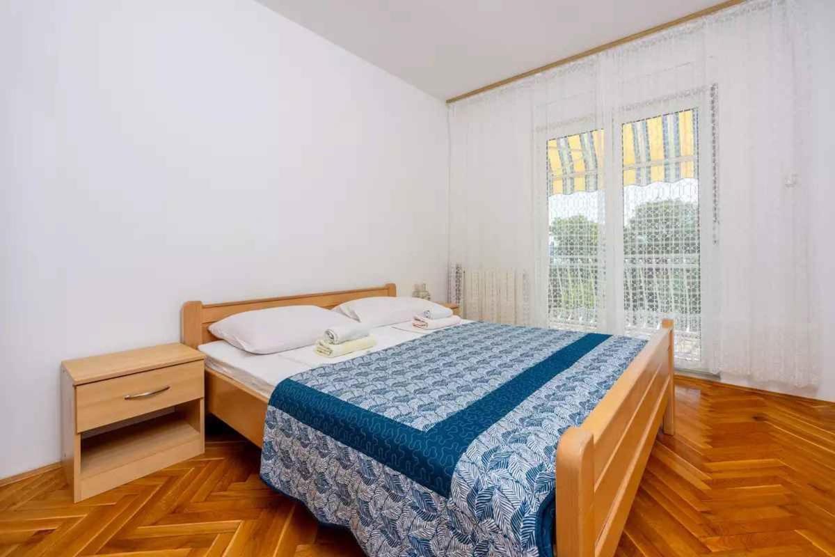 Four-Bedroom Apartment In Crikvenica II Bagian luar foto