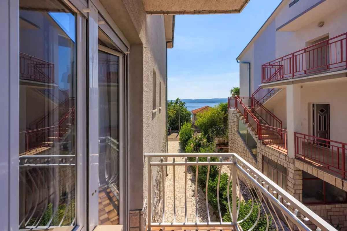 Four-Bedroom Apartment In Crikvenica II Bagian luar foto